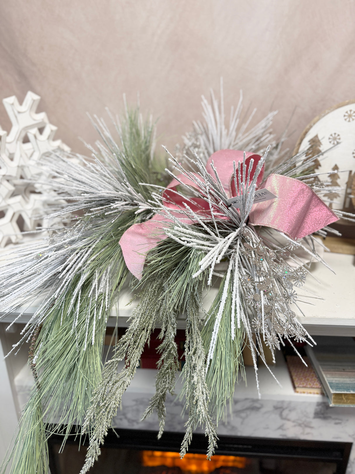 38" Kates Pine Accent Topper