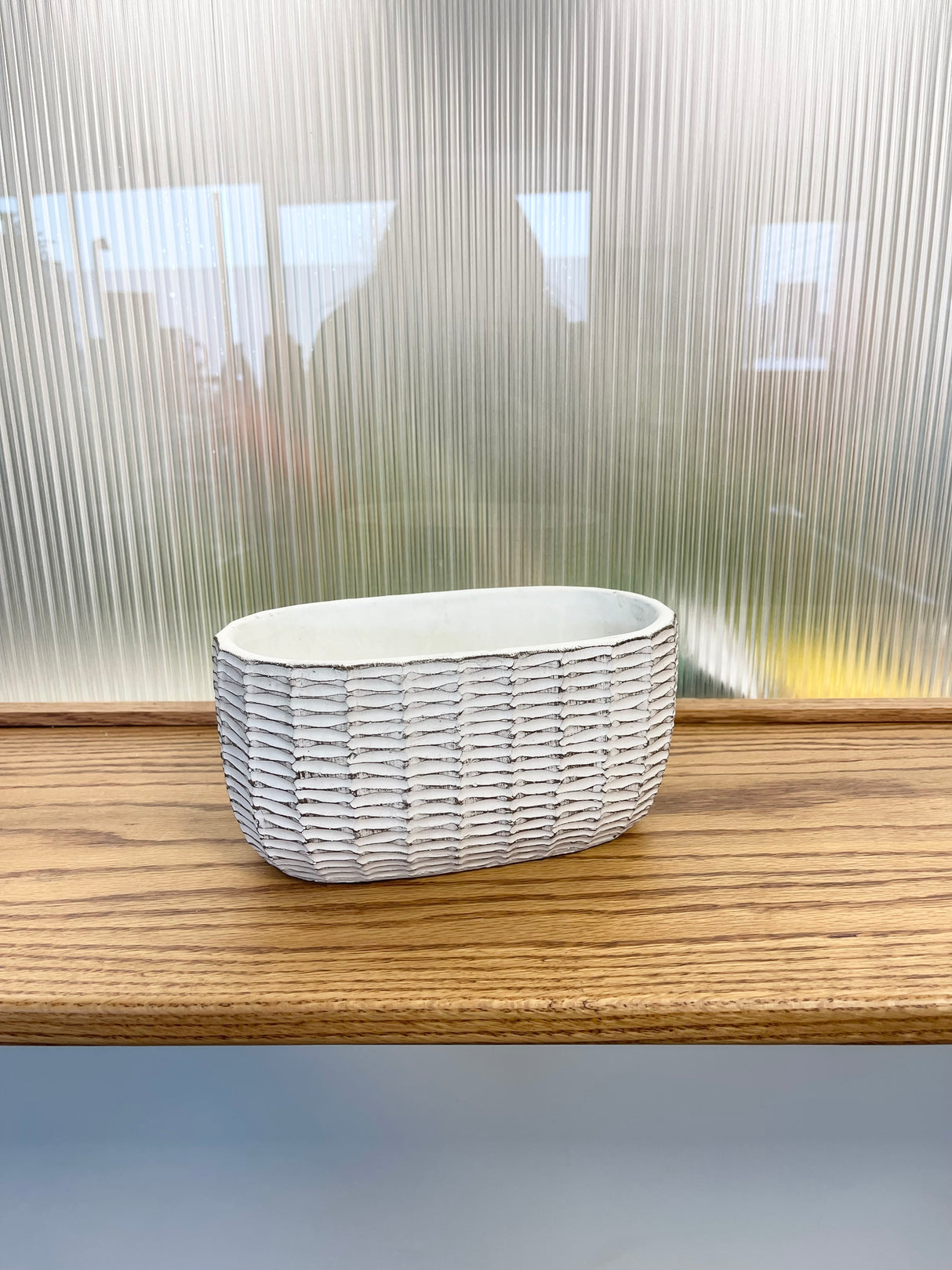 WHITEWASH CEMENT PLANTER