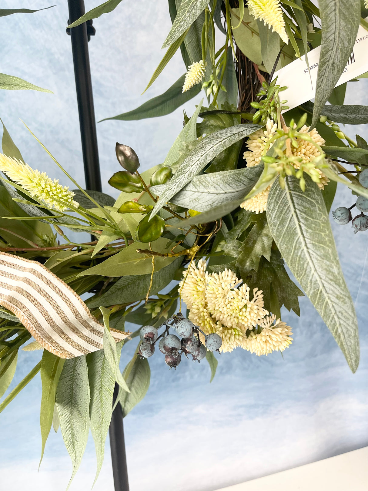 25" Lake Como Wreath