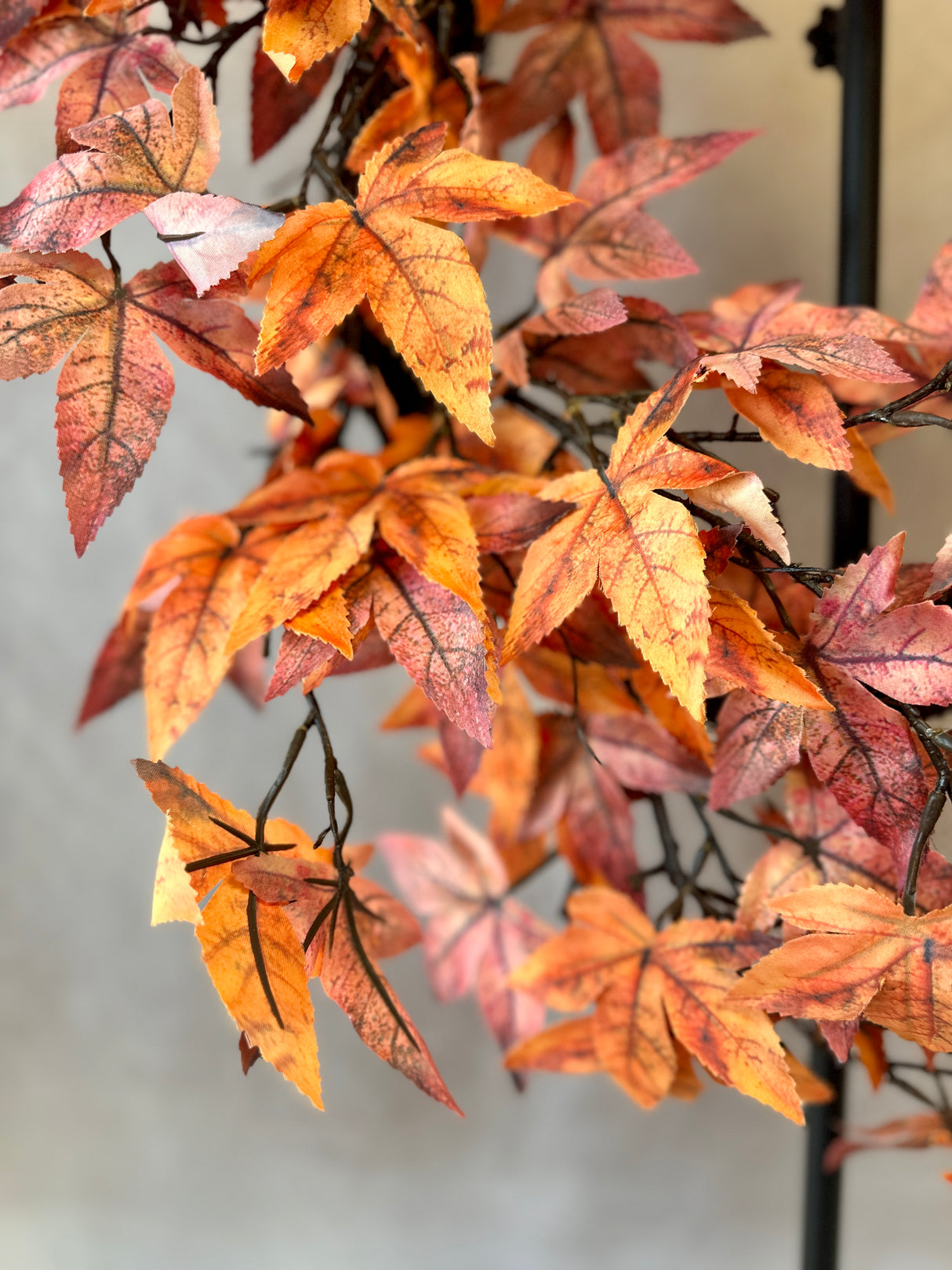 28" Autumn Maple Leaf Wreath