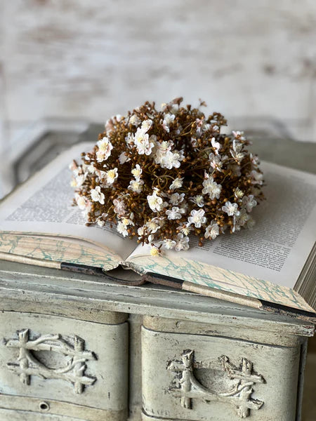 Emmeline Half Sphere