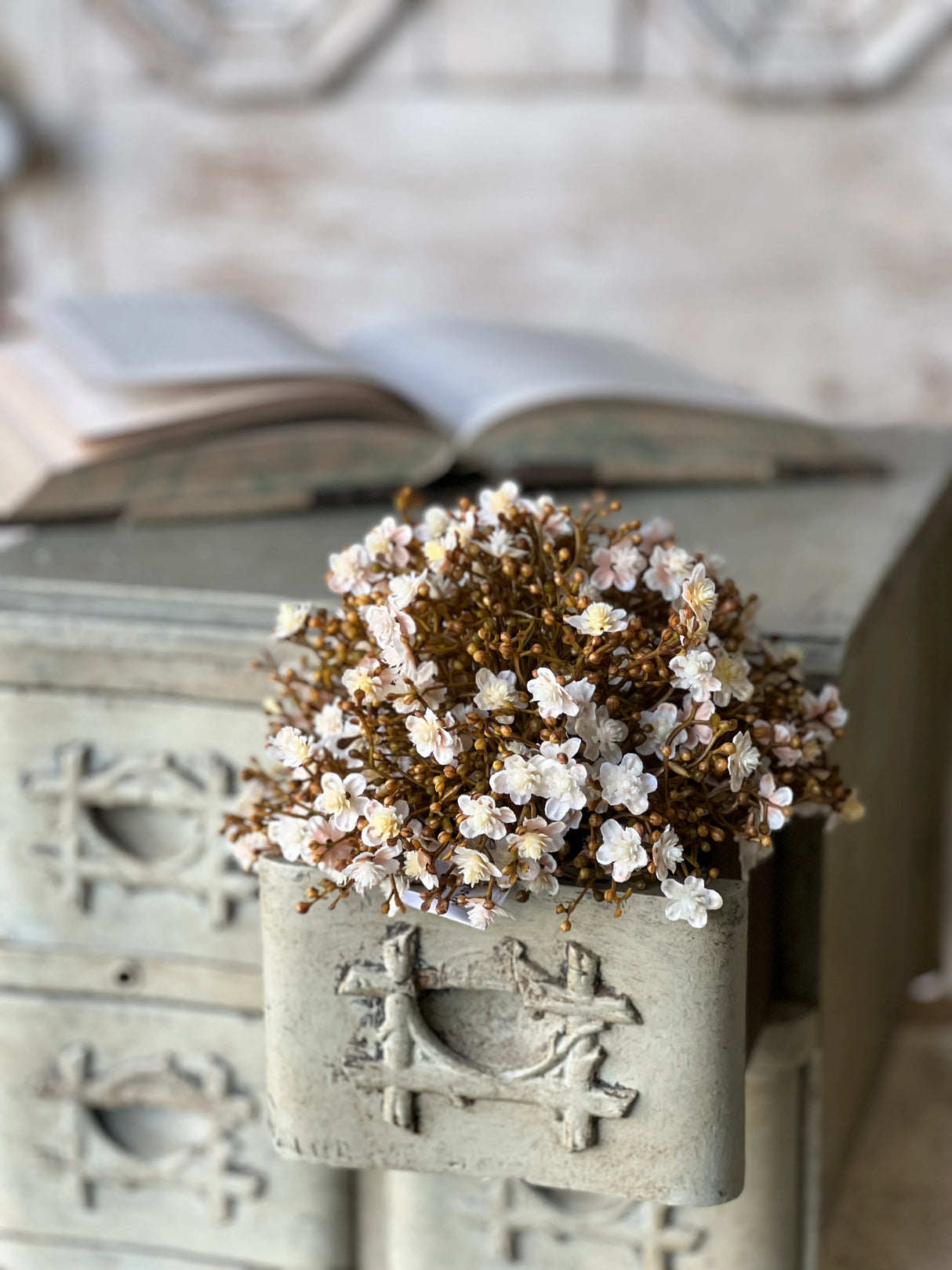 Emmeline Half Sphere