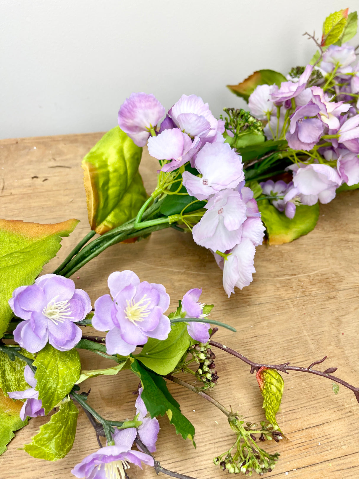 6' Lavender Hydrangea & Blossom Garland