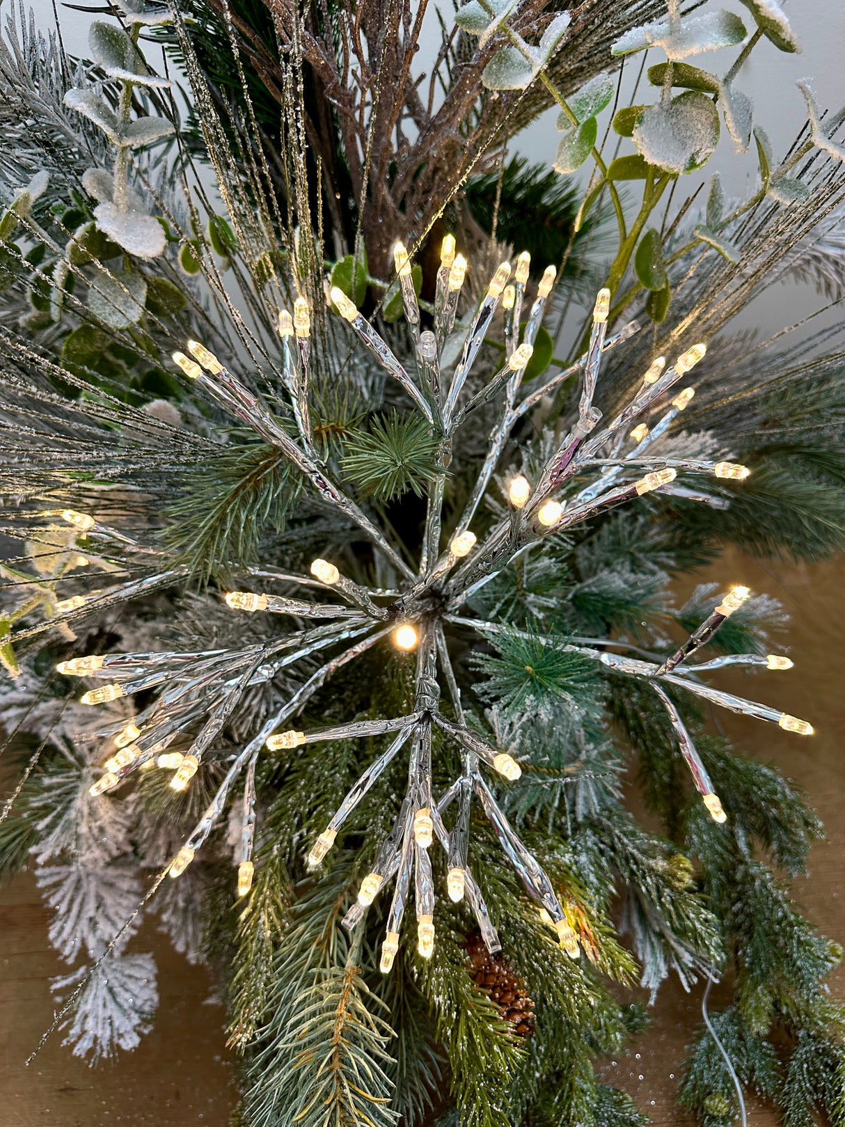 Outdoor 12" Silver Shimmering Starburst