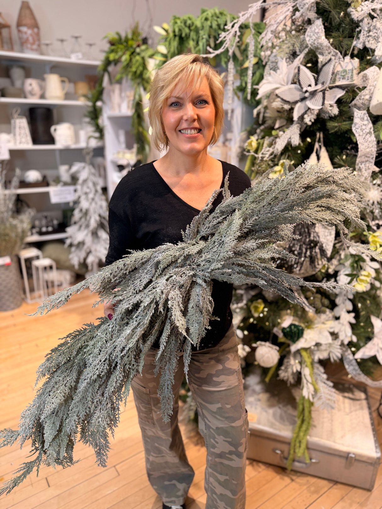 5' Frosted Cedar Mantel Swag