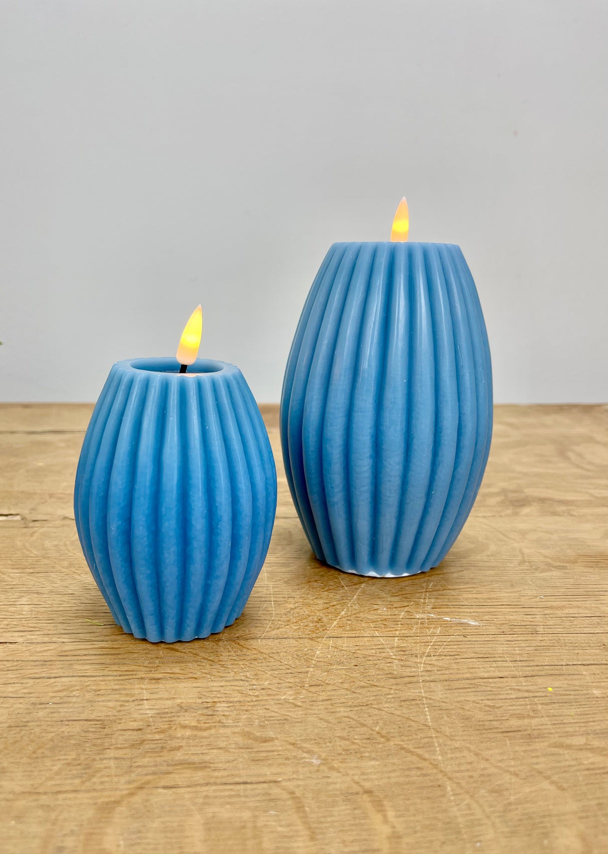 3x4" Deluxe Ice Blue Stripe Candle