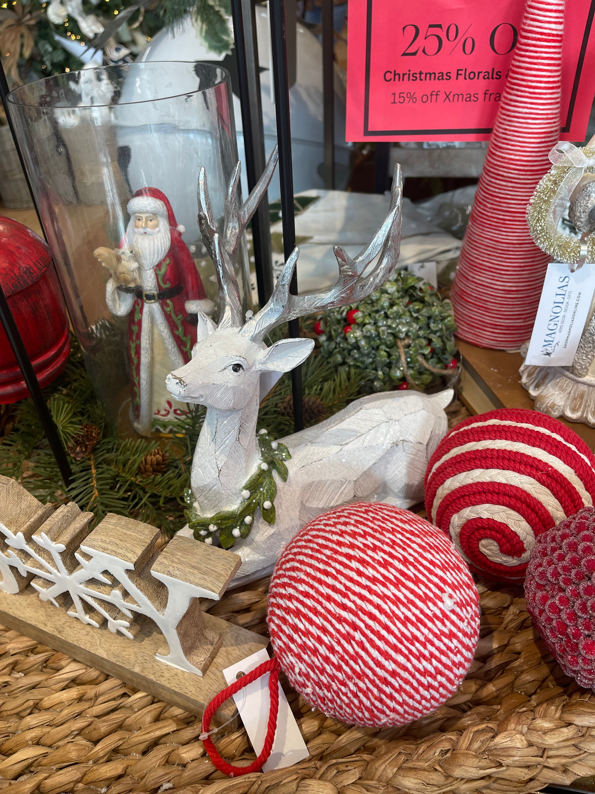 Frosted Mistletoe Deer