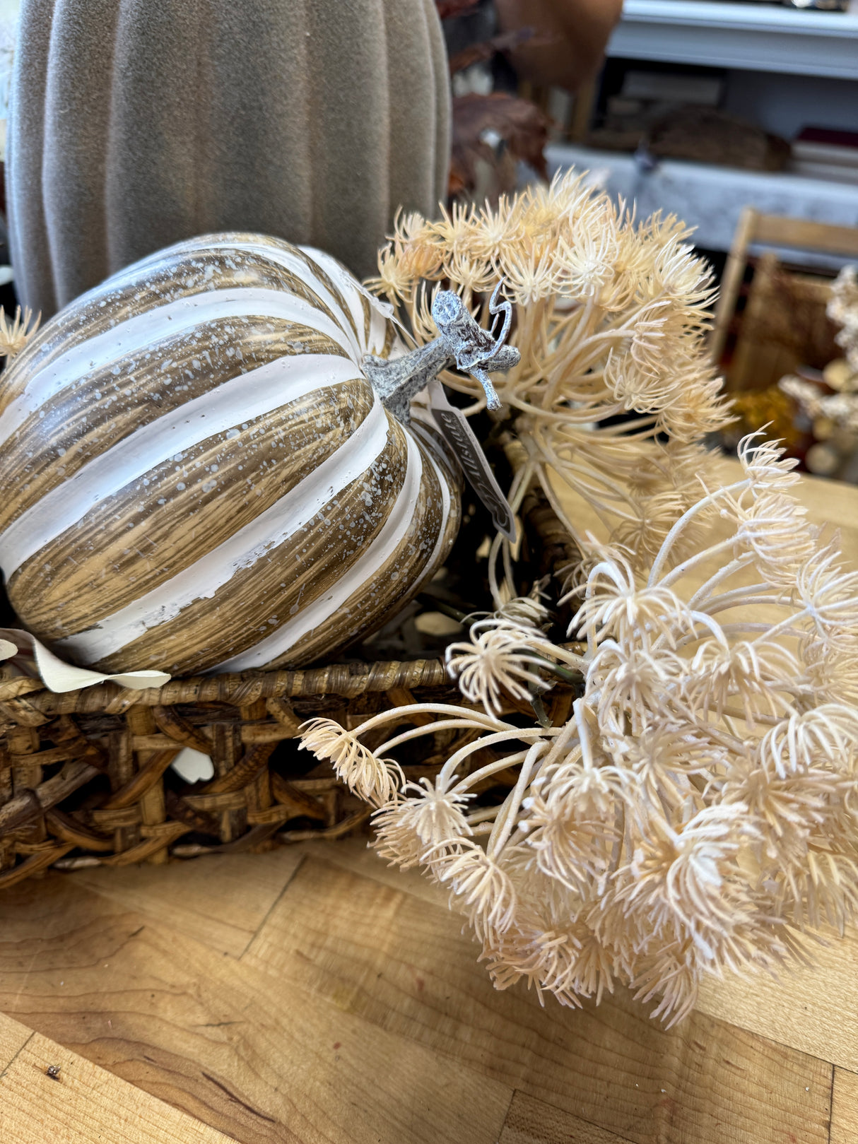 Autumn Queen Anne's Lace Spray