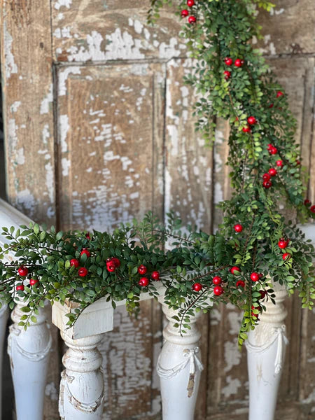 5' Lively Berry Bough Garland
