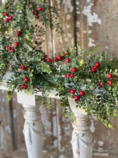 5' Lively Berry Bough Garland