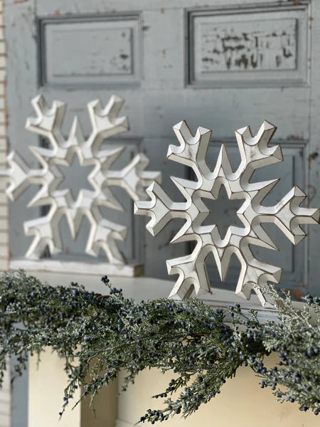 Freefall Wood Snowflakes - 2 Sizes