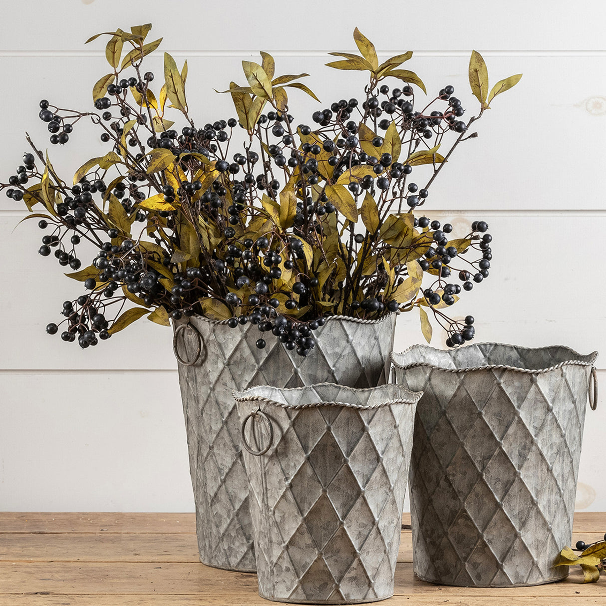 Blue Green Berries Spray