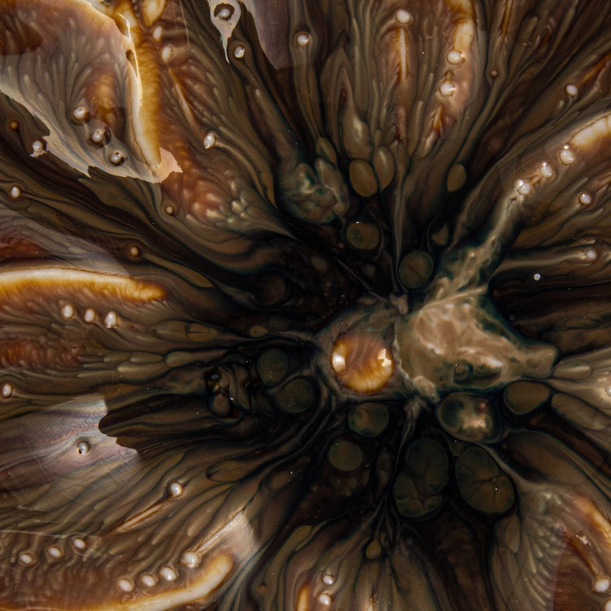 Small Stoneware Flower Shaped Plate