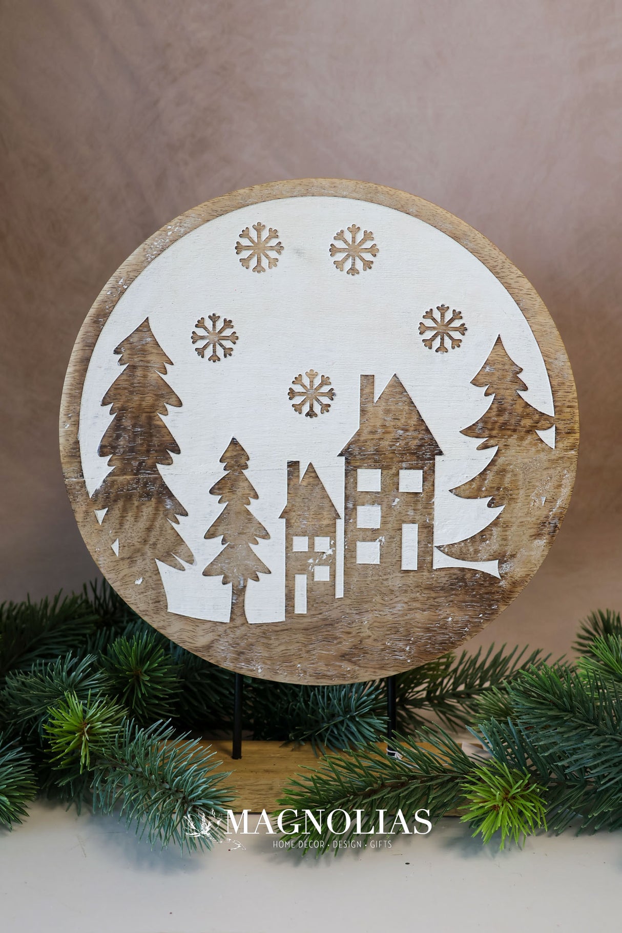 Round Winter Scene Stand -2 Sizes