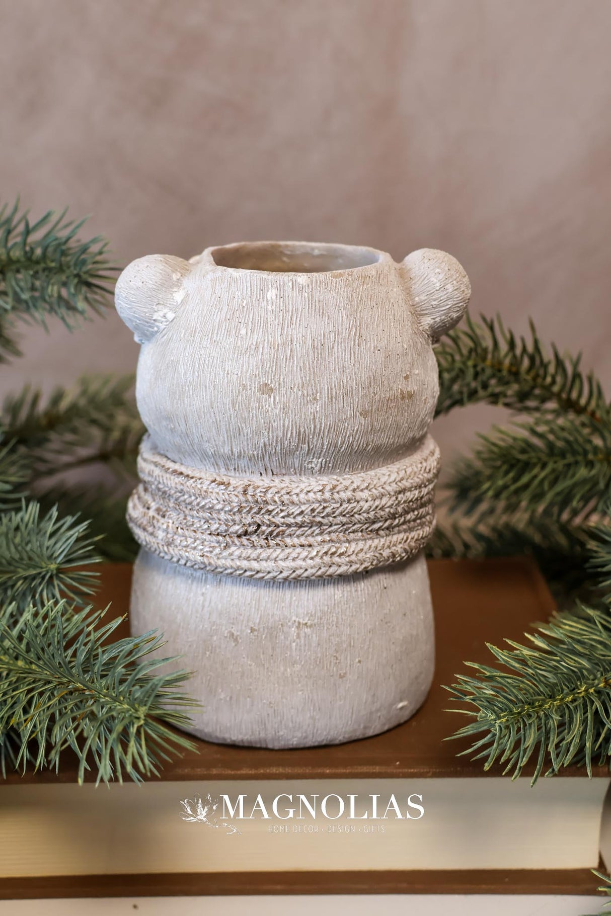Eskimo Kisses Bear Planter
