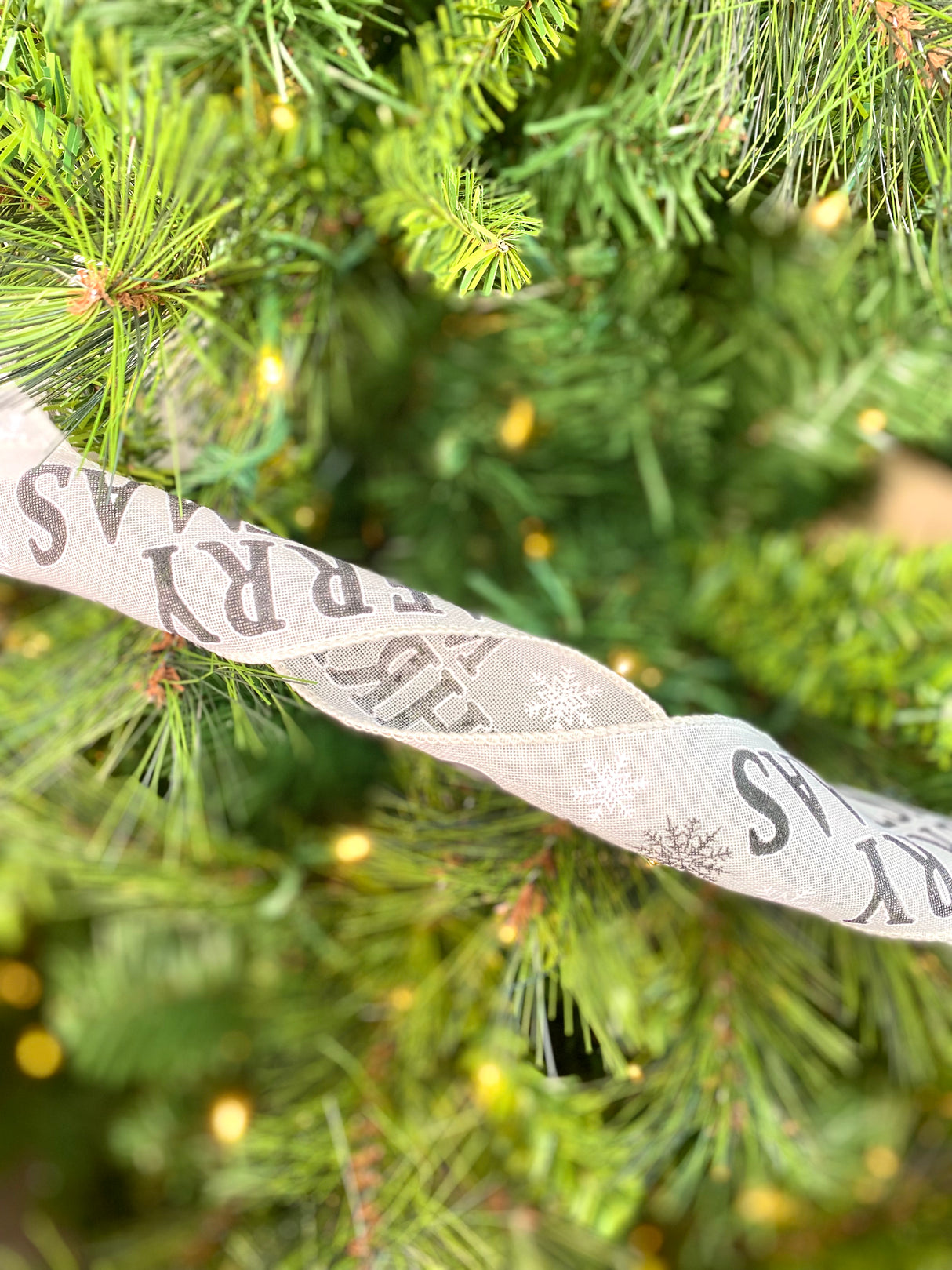 2.5" Merry Christmas Ribbon Bolt