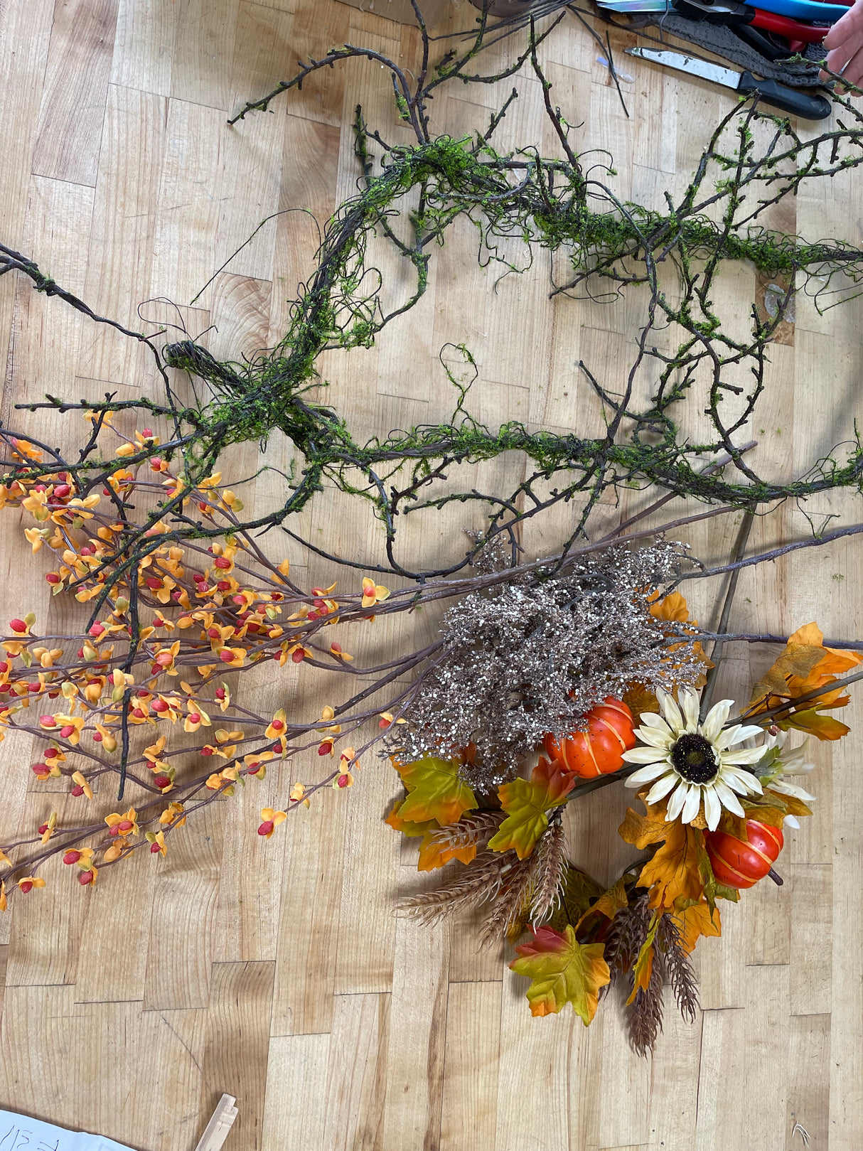 Hidden Pumpkins Large Tray Swag Kit