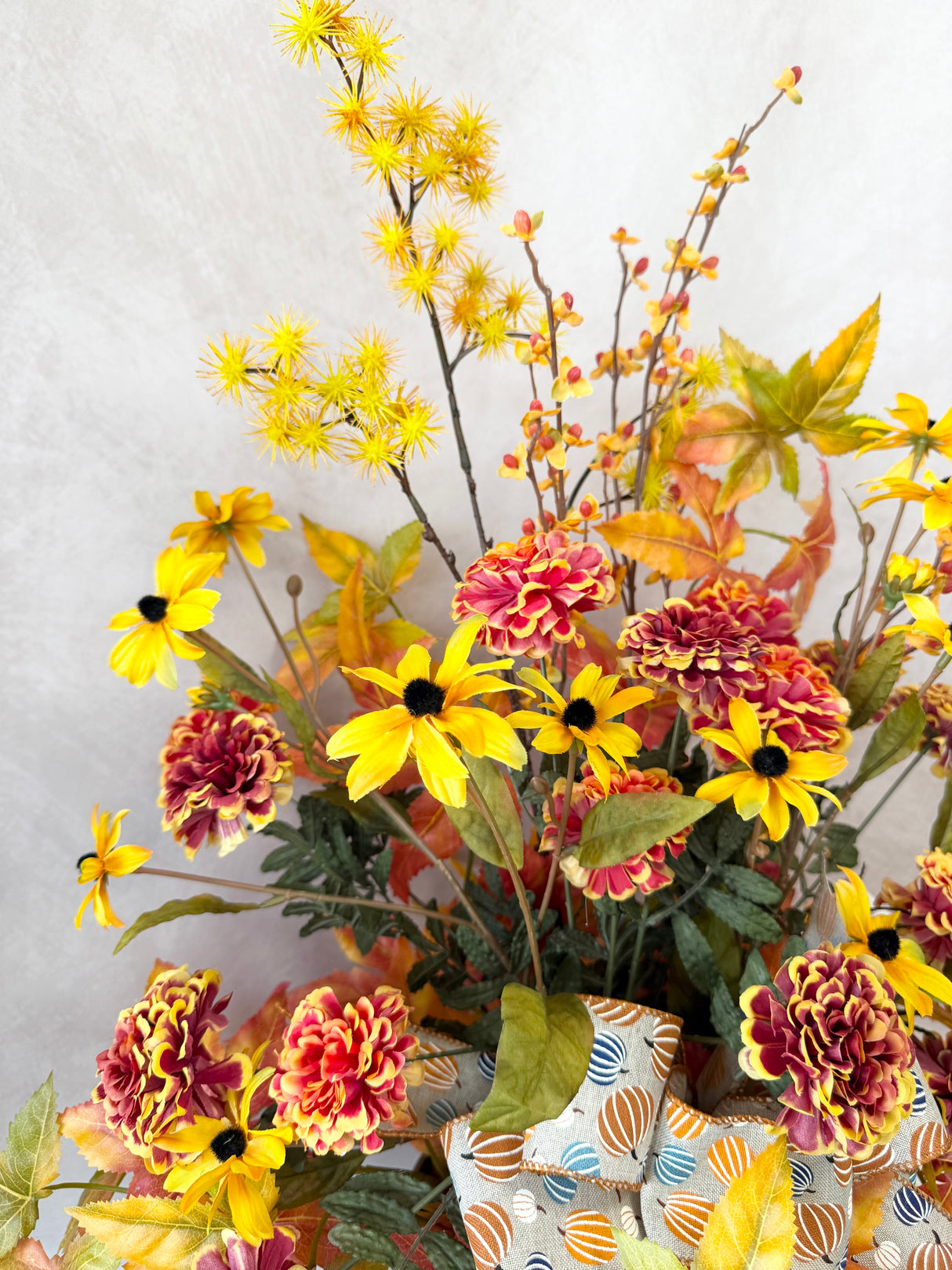 29" Autumn Brilliance Step Sitter