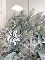 25" Frosted Elegance Wreath