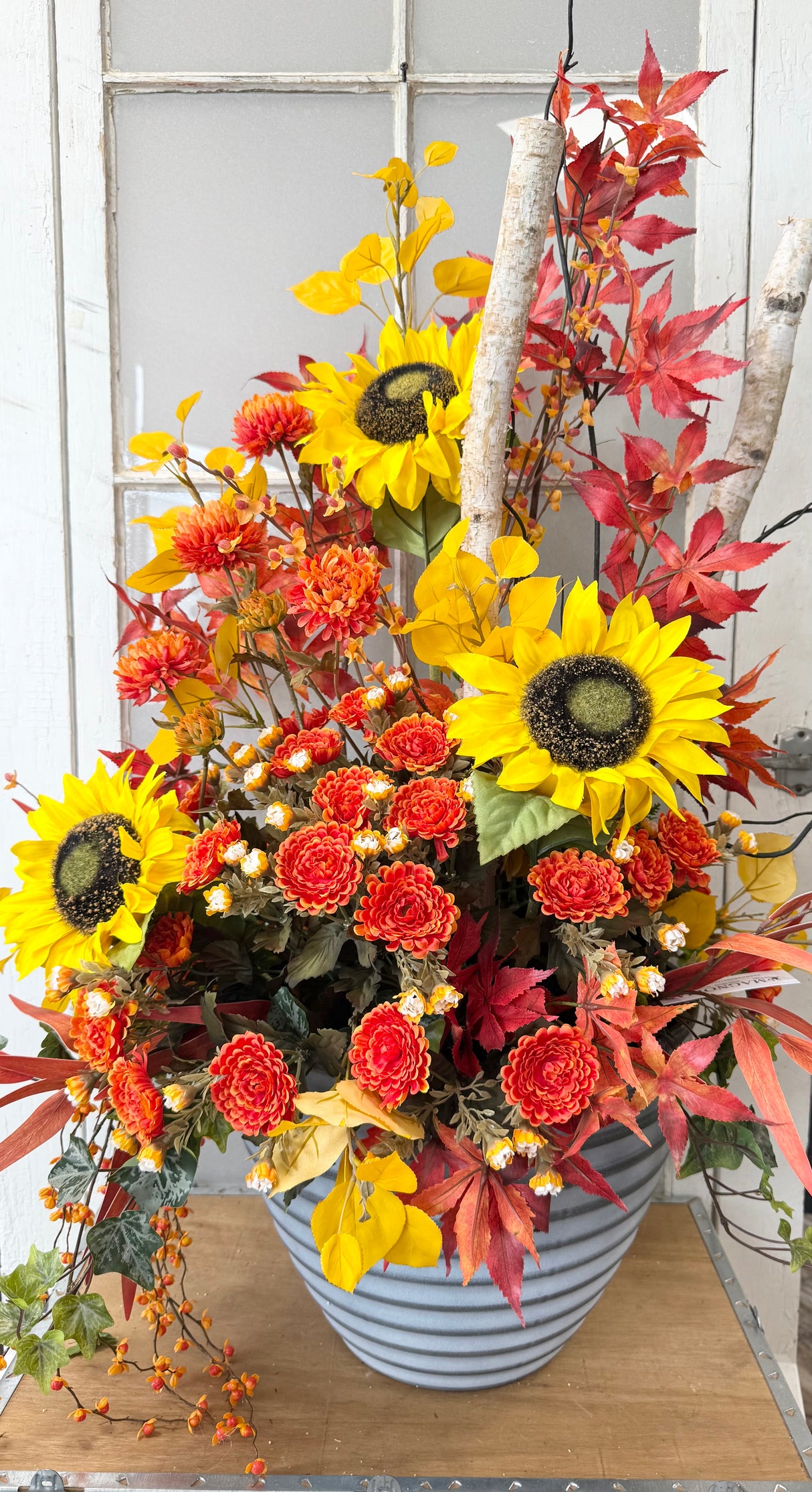 41" Autumn In New York Porch Pot