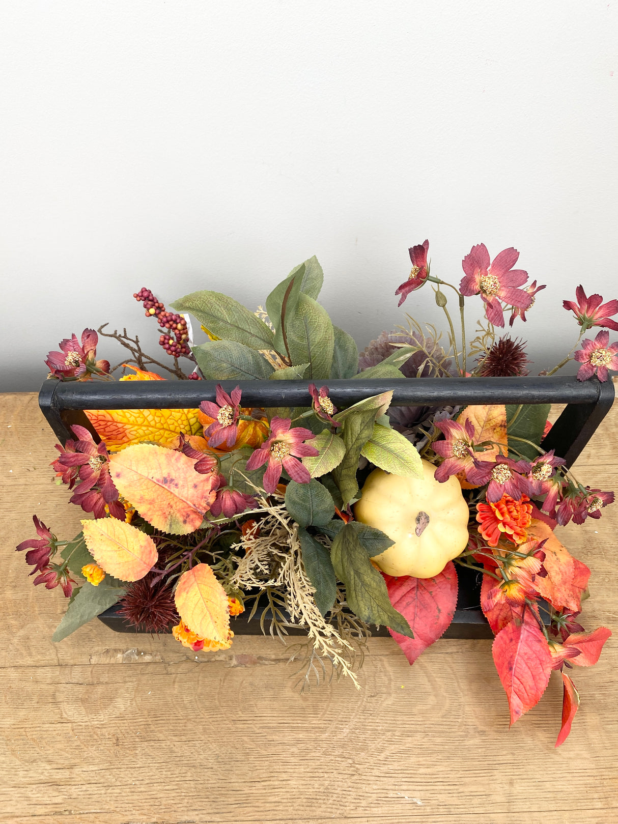 19" Hello Autumn Centerpiece