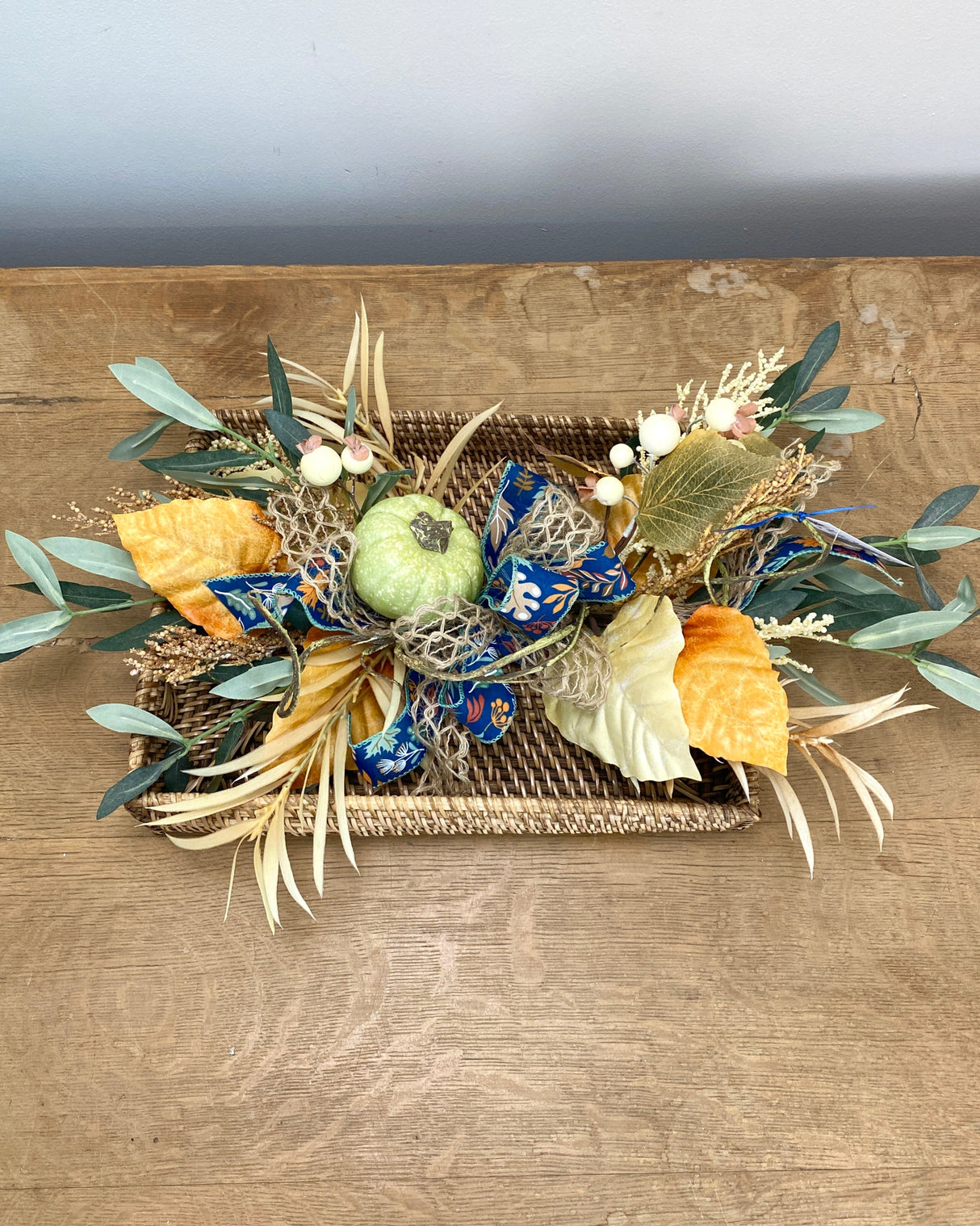 24" September Masterpiece Swag