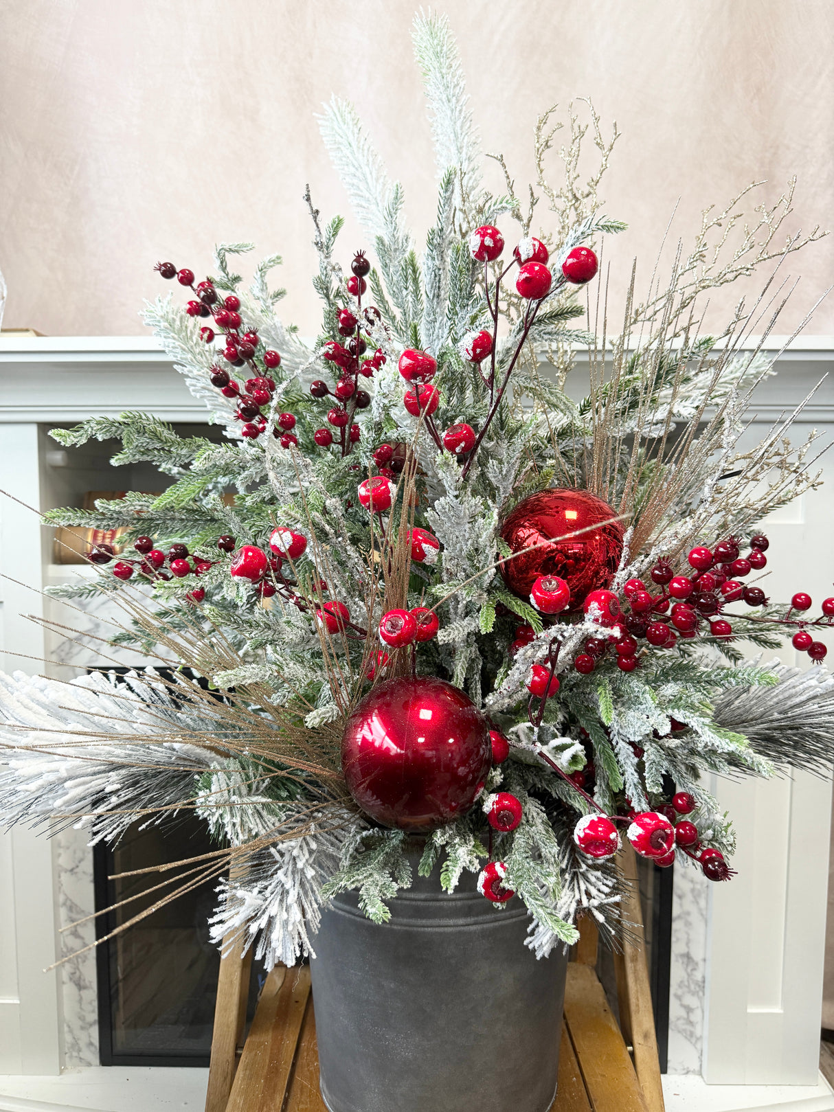 38" Magic Of Christmas Porch Pot