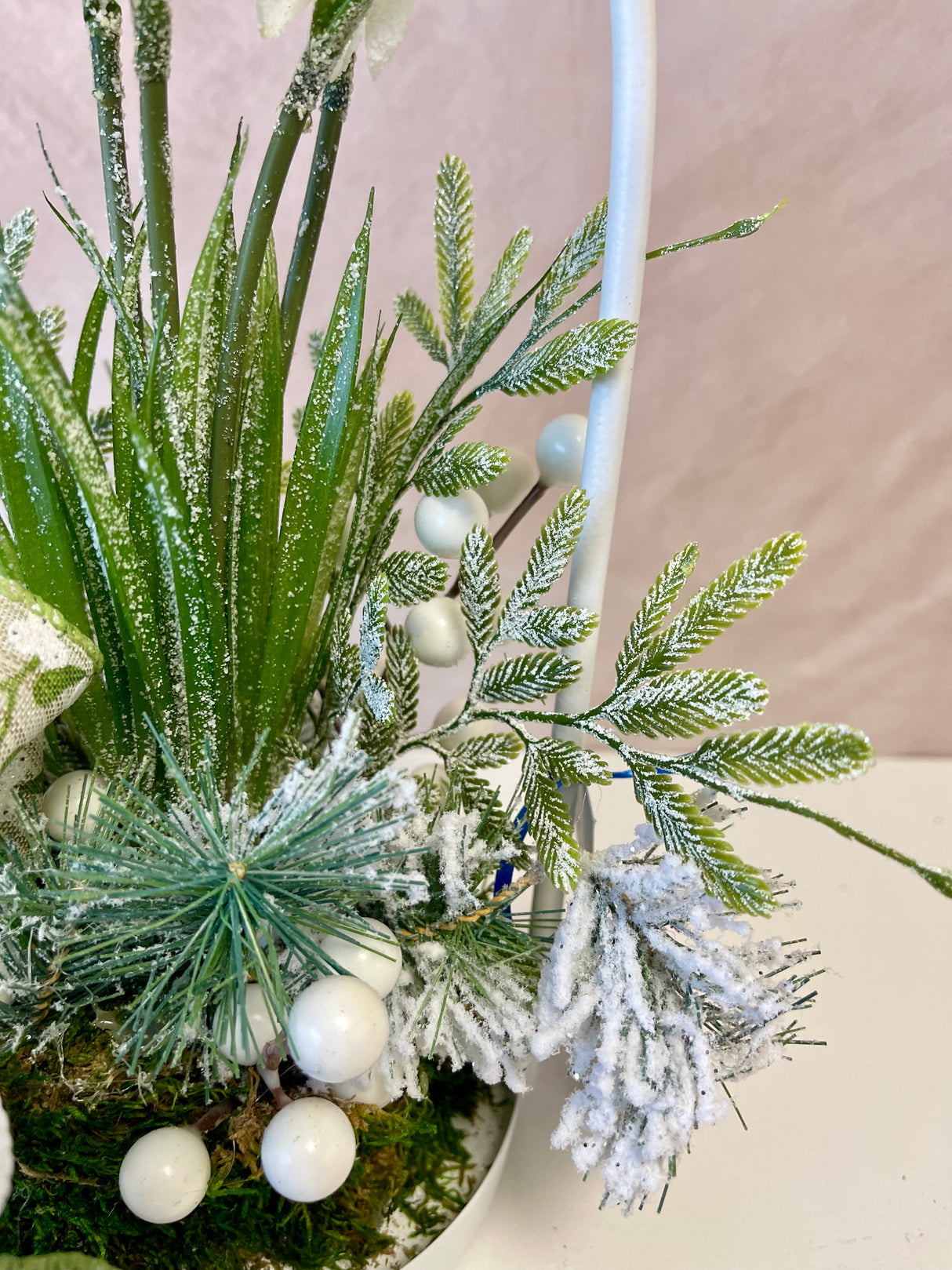 14" Morning Snowdrop Centerpiece