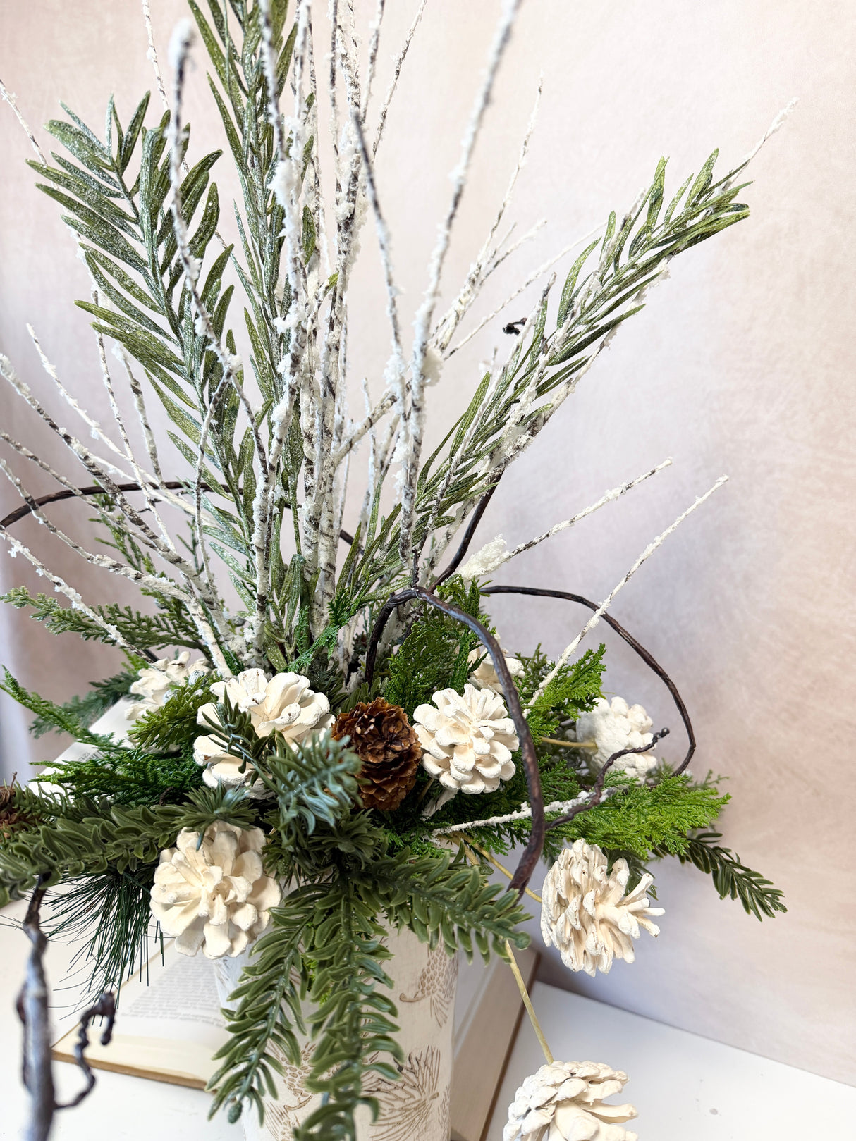 29" Winter Delight Centerpiece