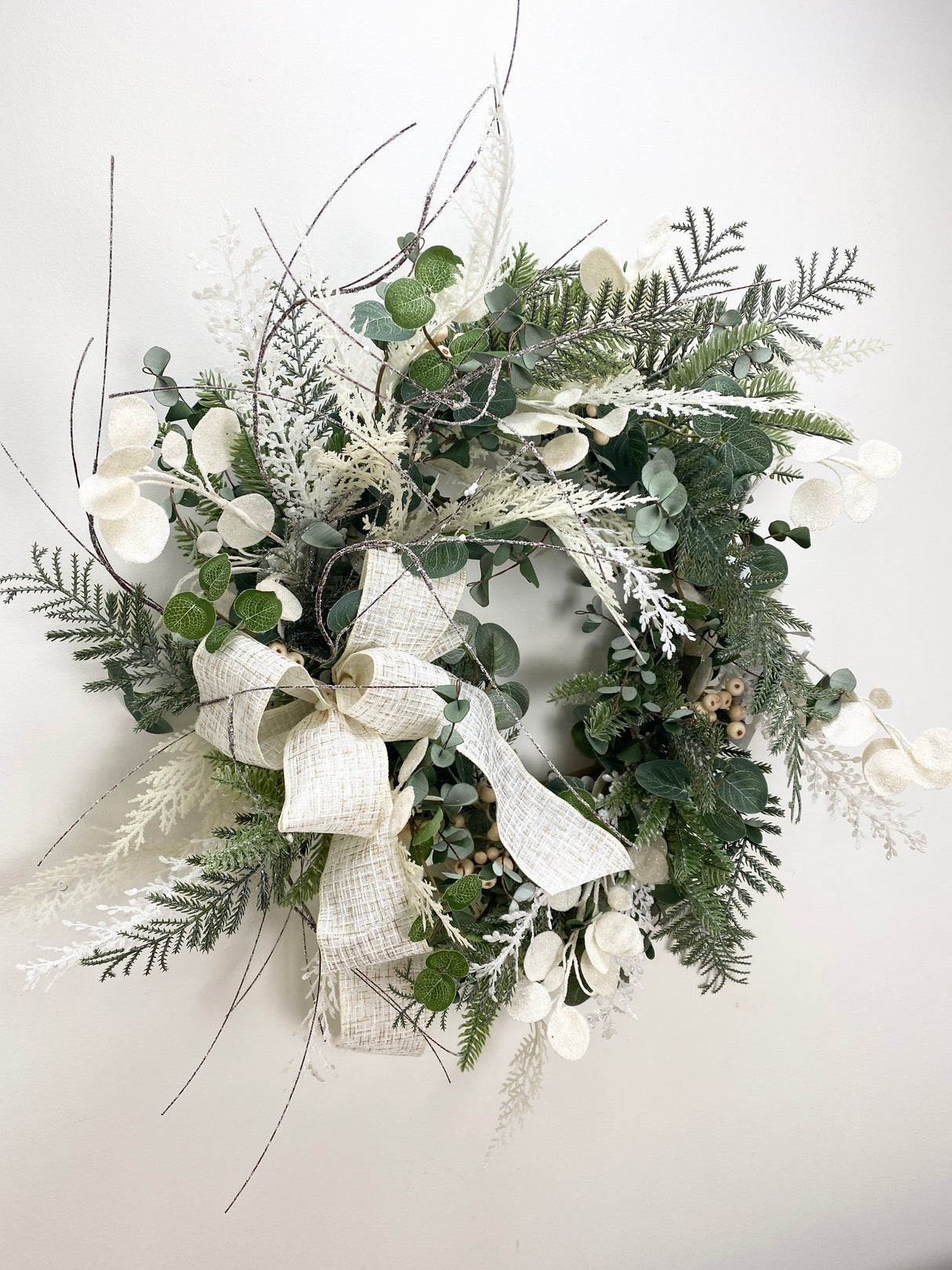 28" Winter Morning Frost Wreath