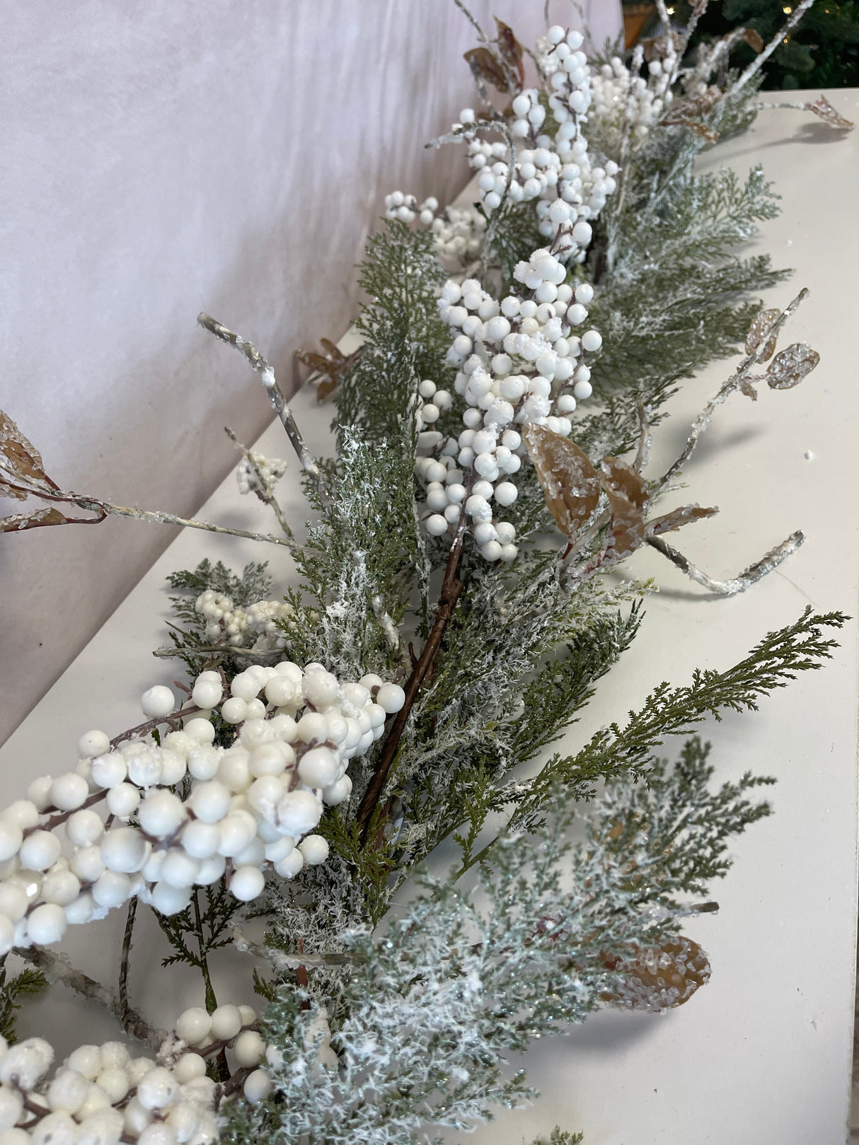 53" Snowberry Garland