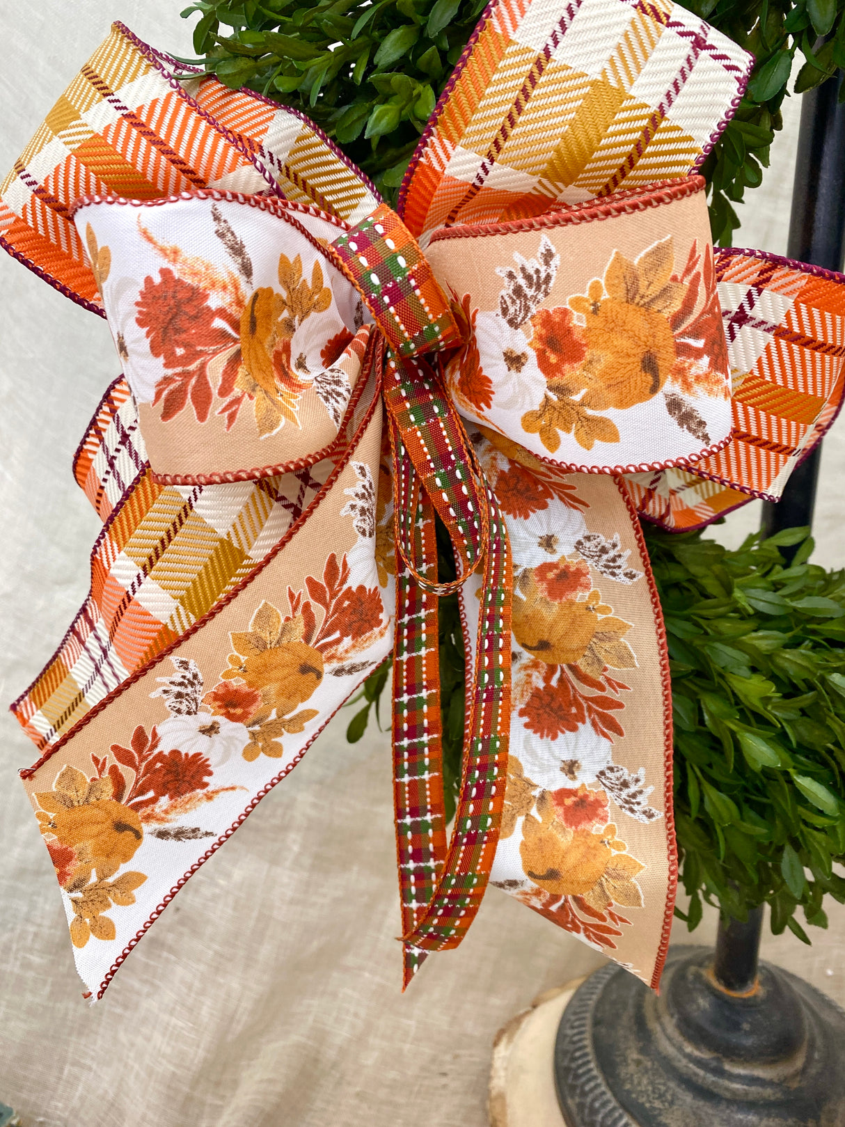 10" Pretty in Plaid Bow