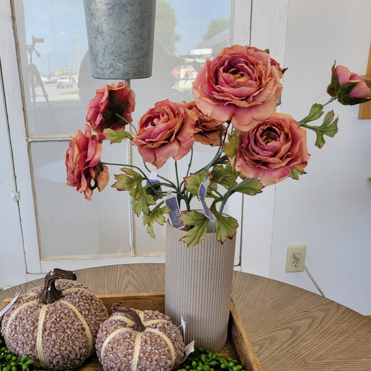 Mauve Multi Ranunculus Spray