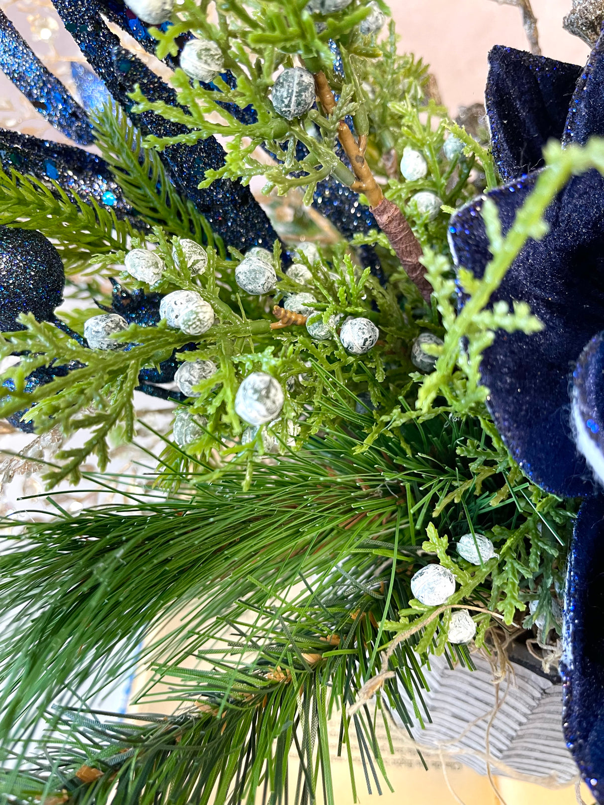 22" Frozen Pond Centerpiece