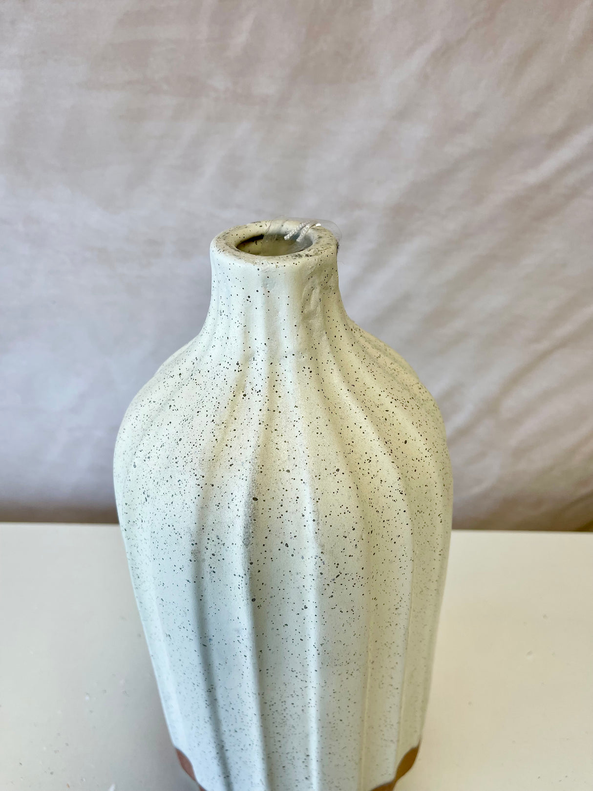 Small Rockland Ribbed Vase