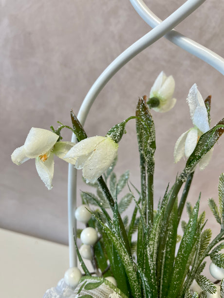 14" Morning Snowdrop Centerpiece