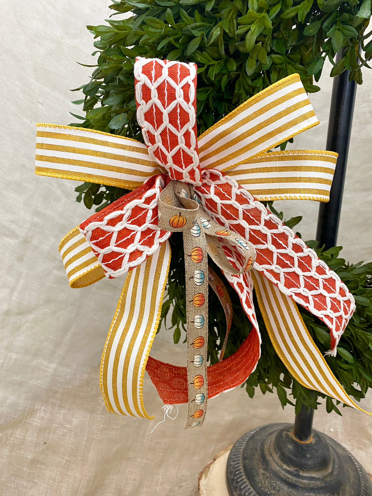 8" Mini Pumpkin Bow