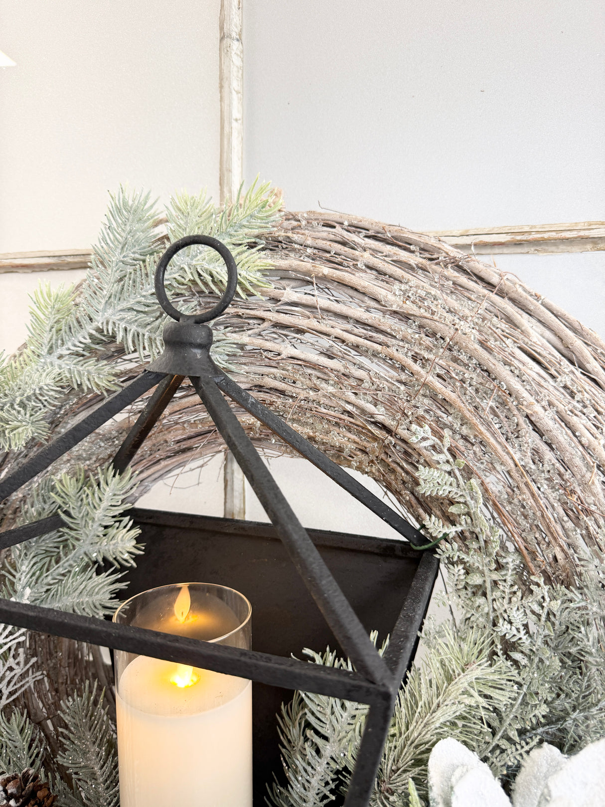 32" Frosty Winters Night Wreath