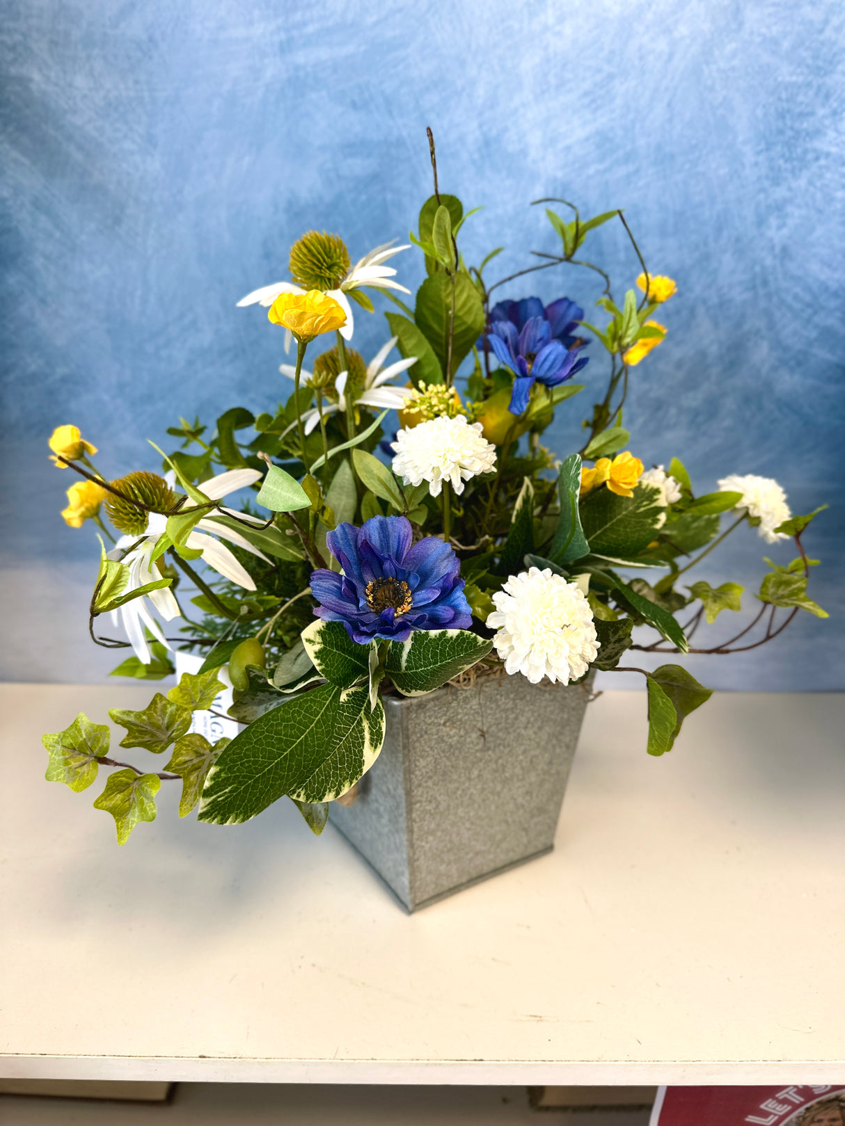 15" Fresh Limoncello Centerpiece