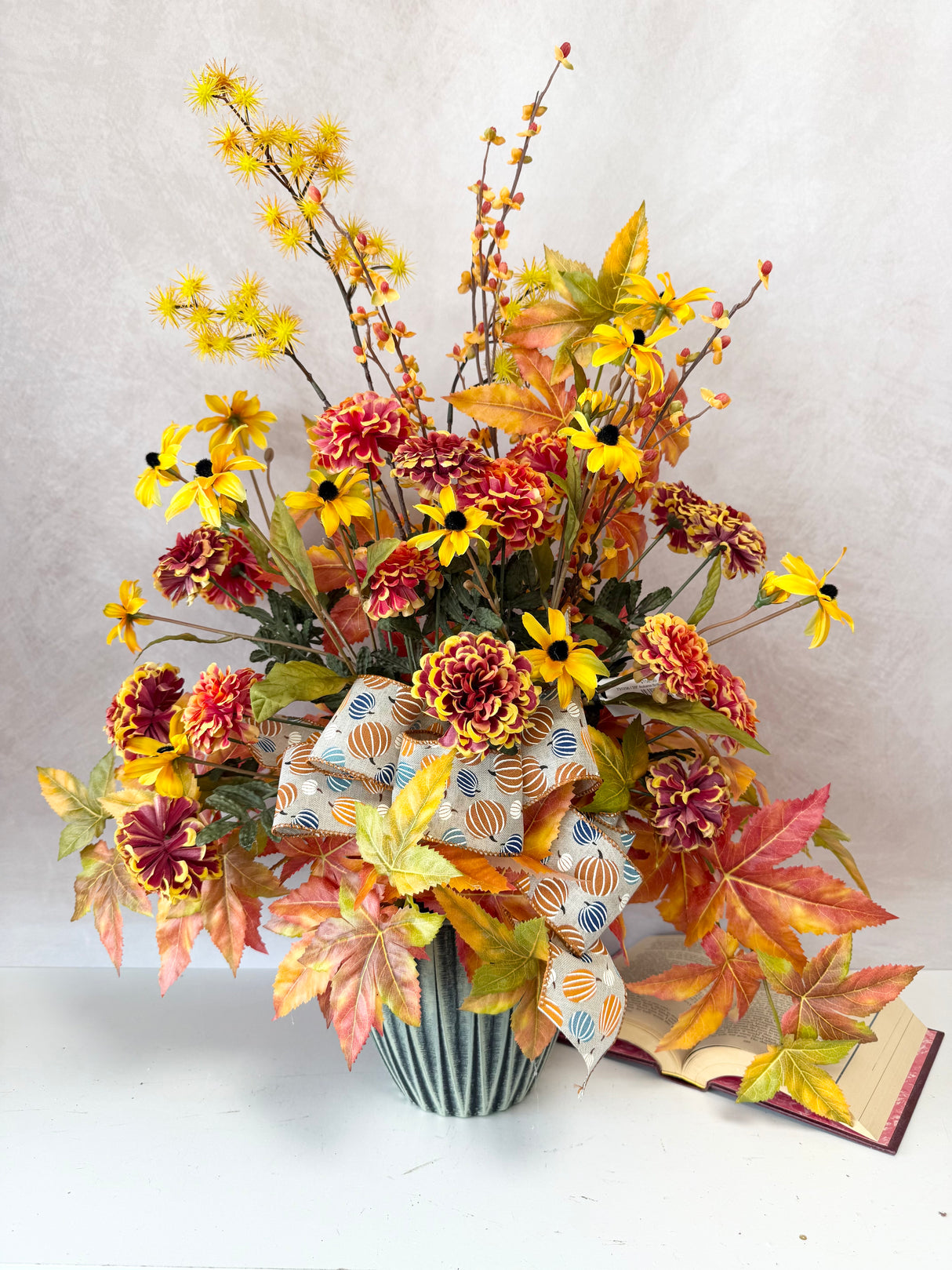 29" Autumn Brilliance Step Sitter