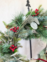27" Majestic Charm Wreath