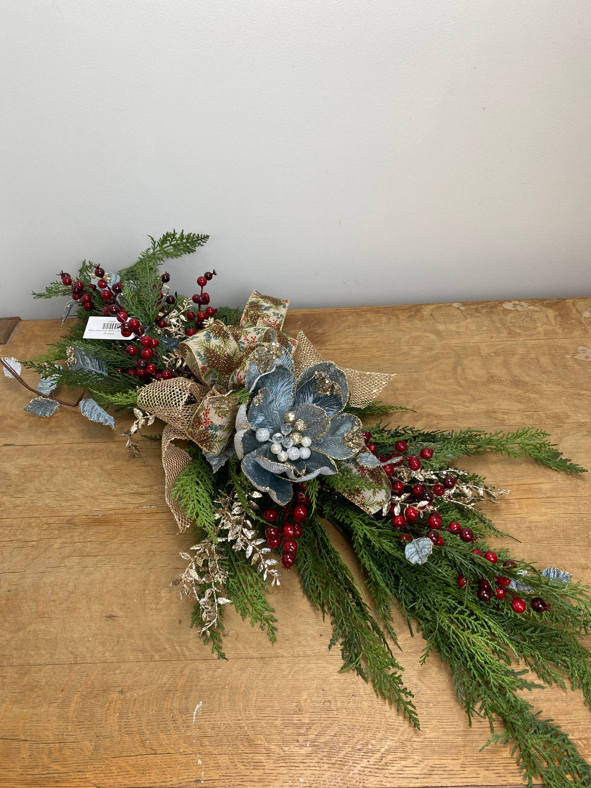 40" Tidings Of Comfort Swag