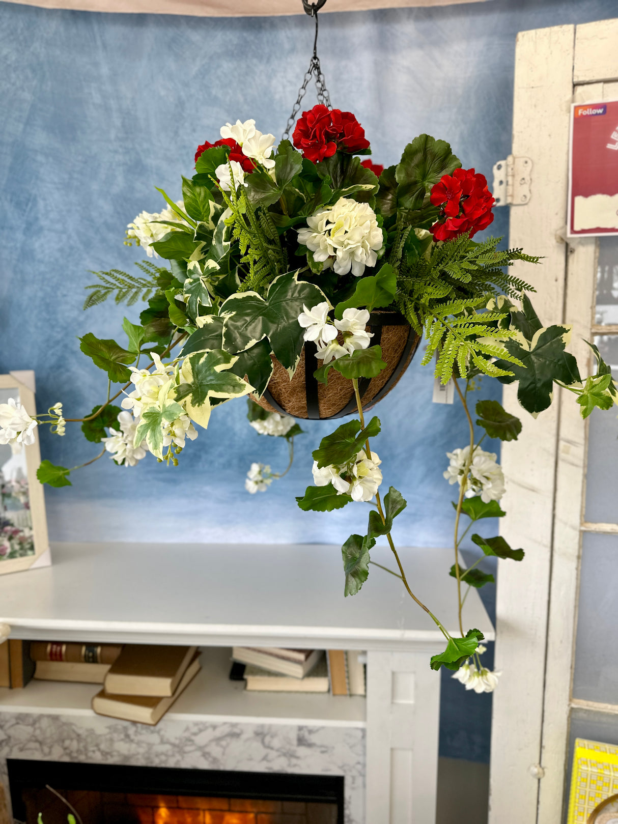 20" Multi-Season Hanging Basket