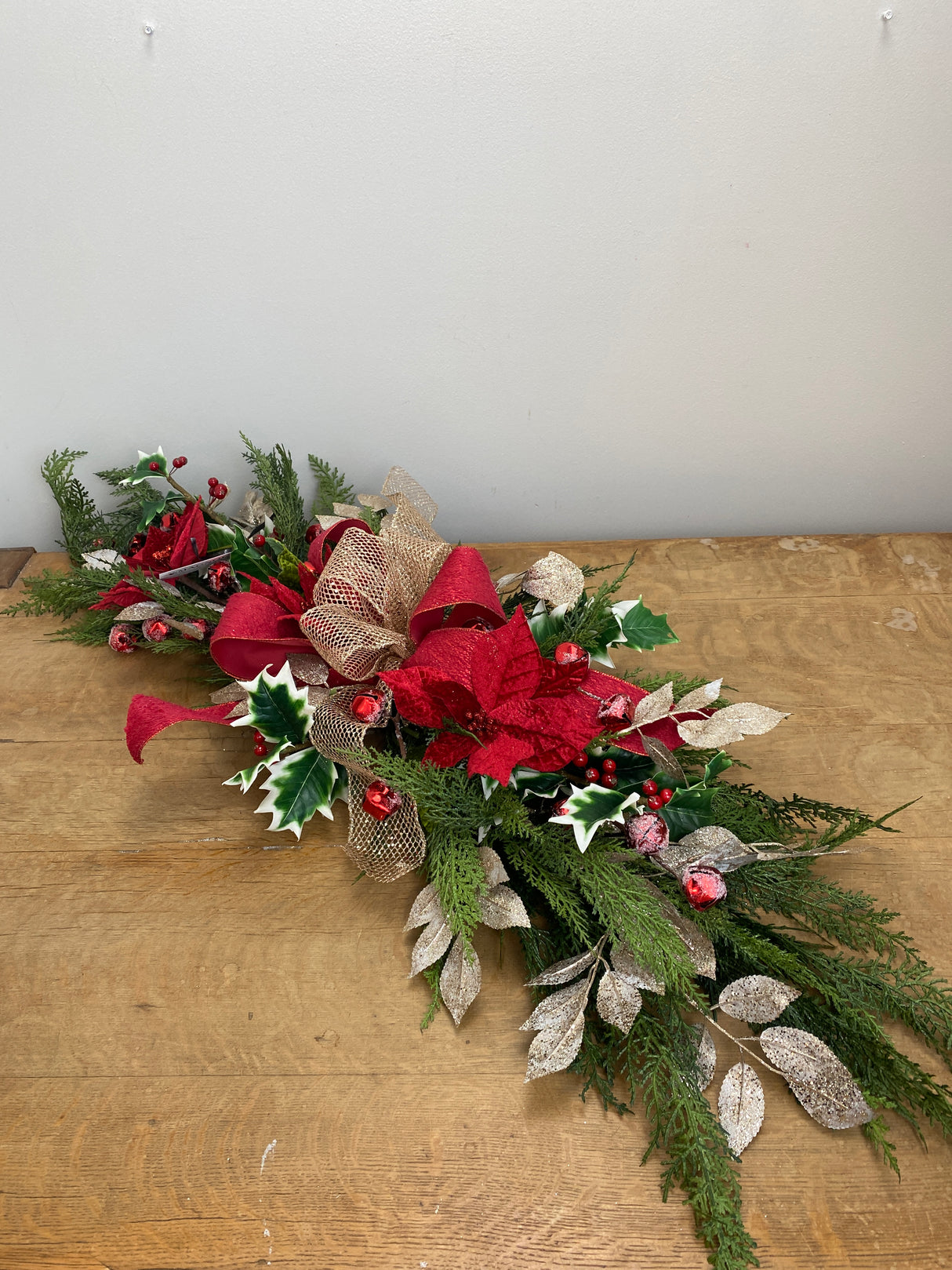 40" Noel Elegance Swag