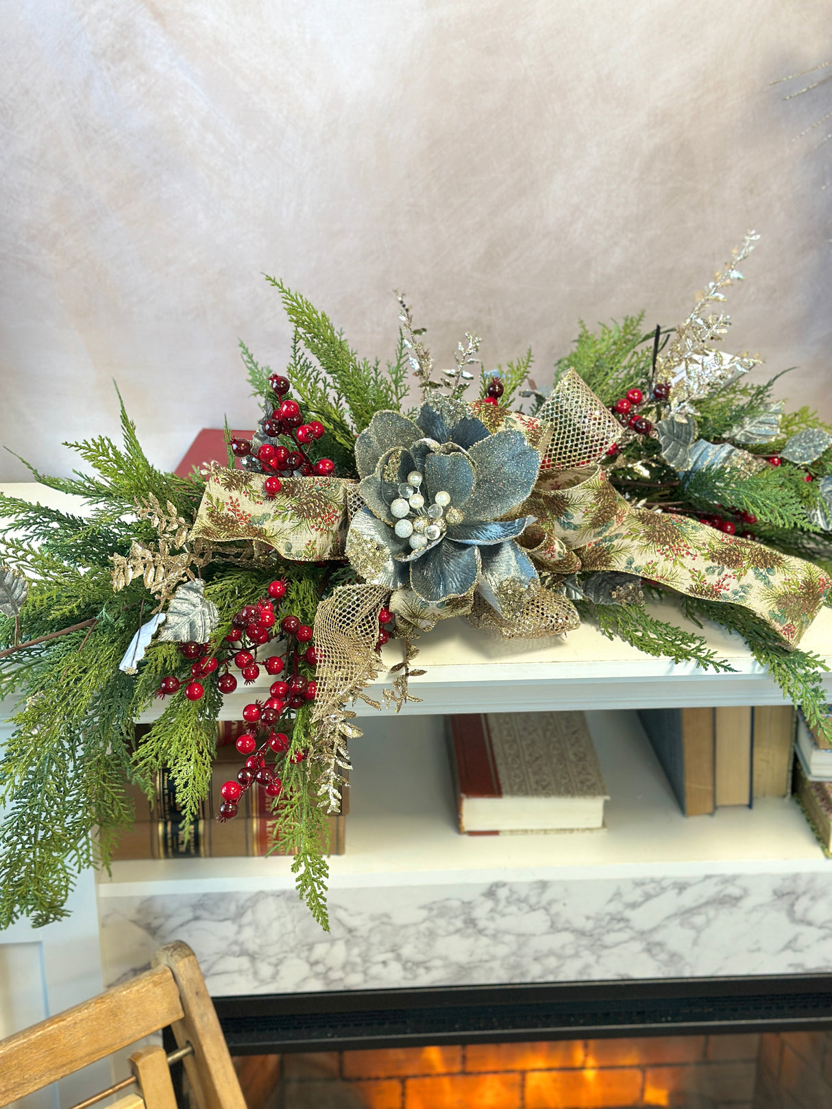 40" Tidings Of Comfort Swag