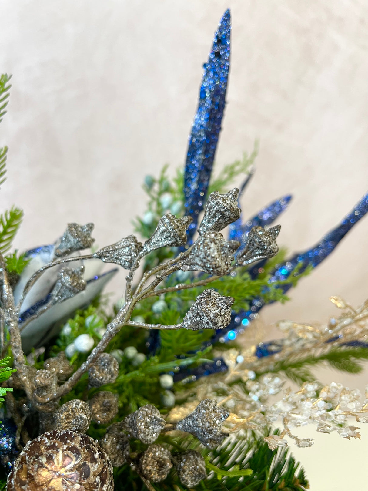 22" Frozen Pond Centerpiece