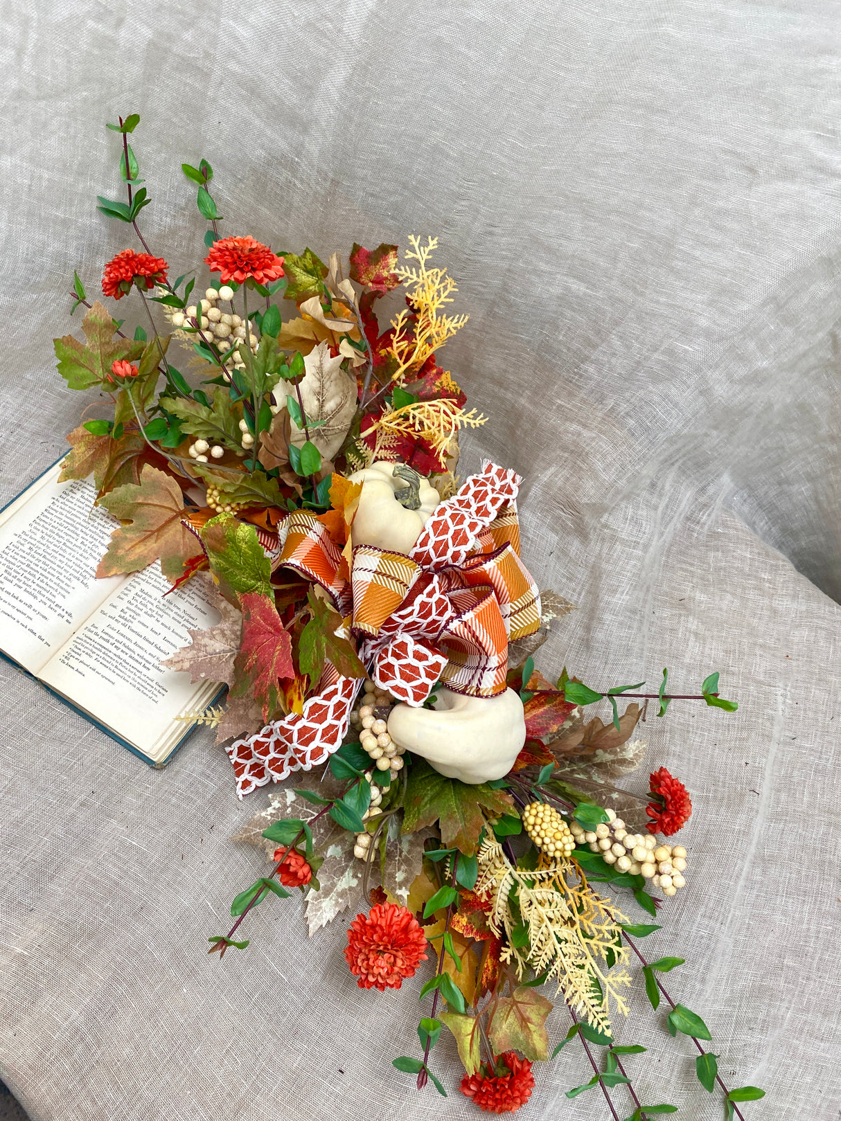 34" Seasonal Gathering Swag