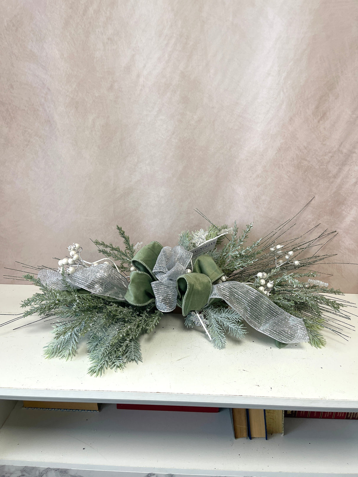 28" Frosty Greens Swag