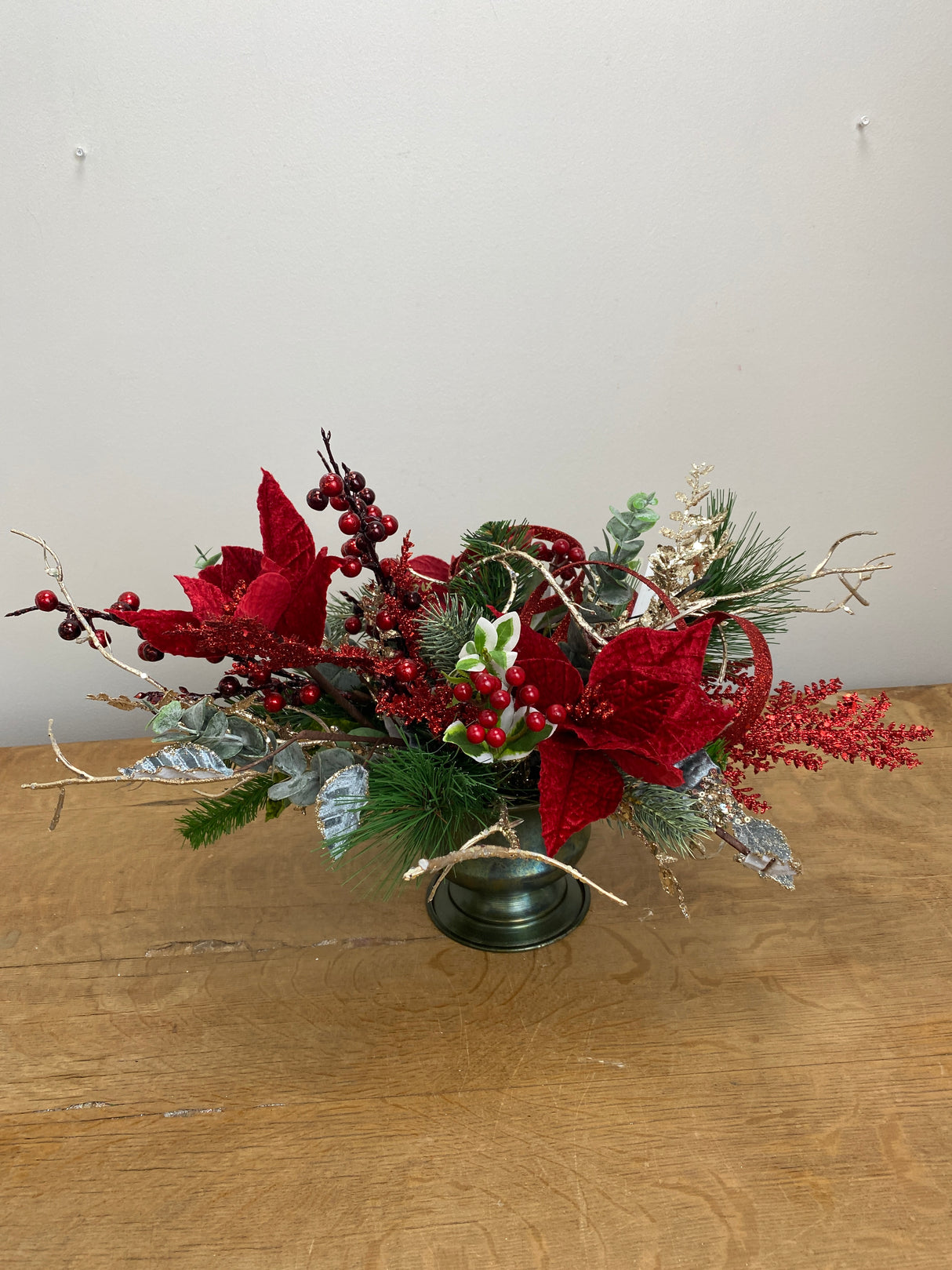 22" Red Sparkle Season Centerpiece