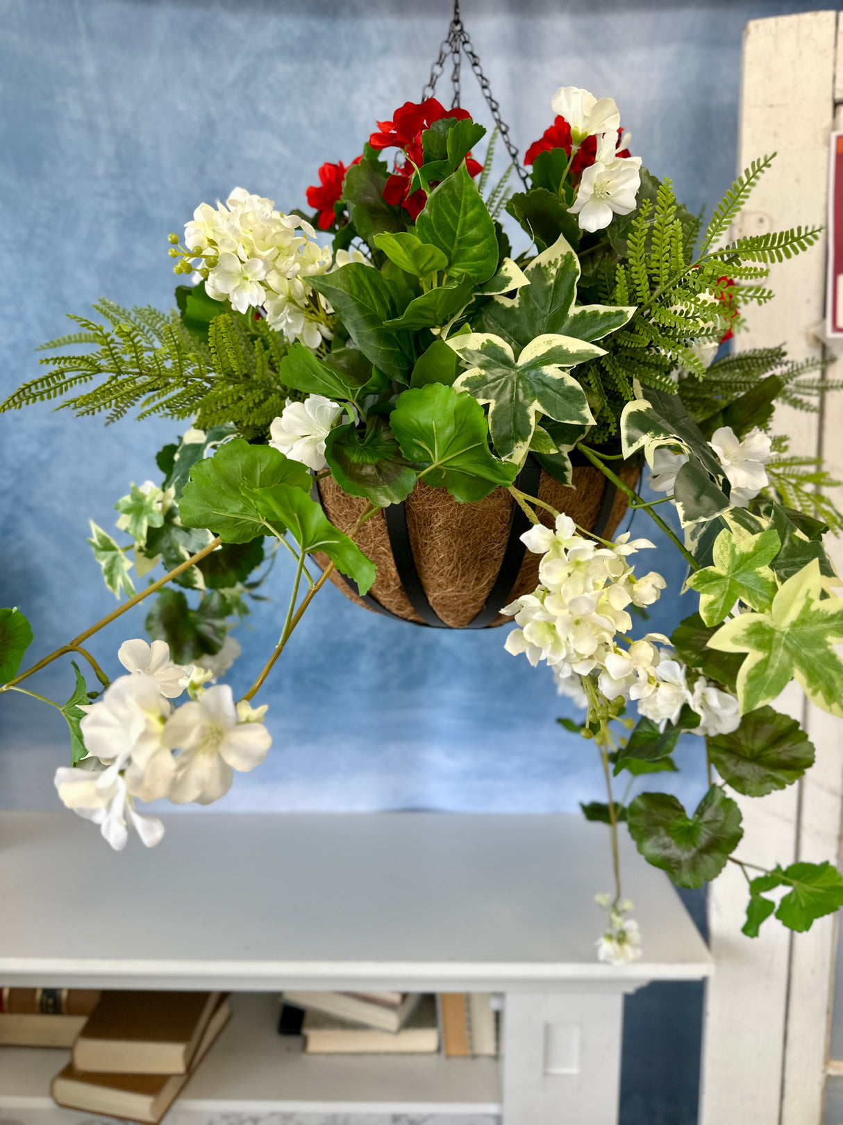 20" Multi-Season Hanging Basket